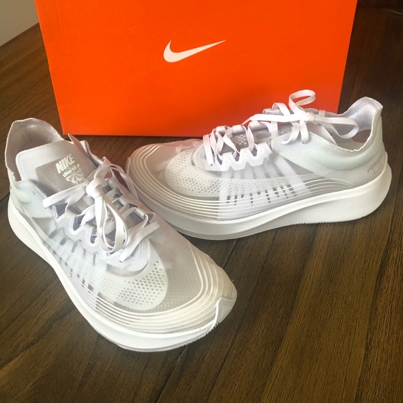 Nike Zoom Fly white running Sneaker - Picture 4 of 8